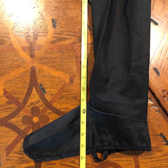 Black Ninja Costume - Picture 15 of 16